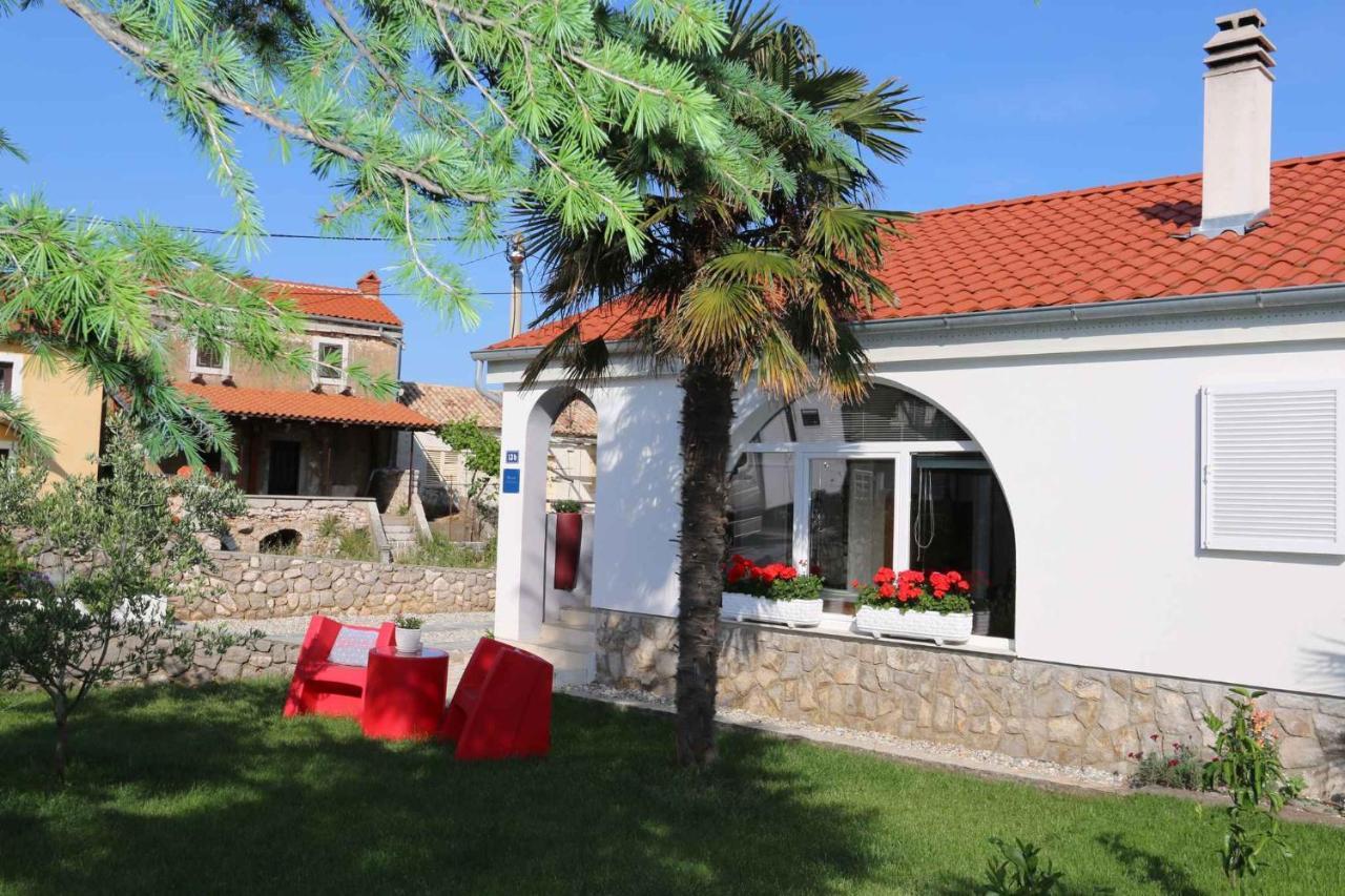 Apartments In Silo/Insel Krk 13443 Exterior photo