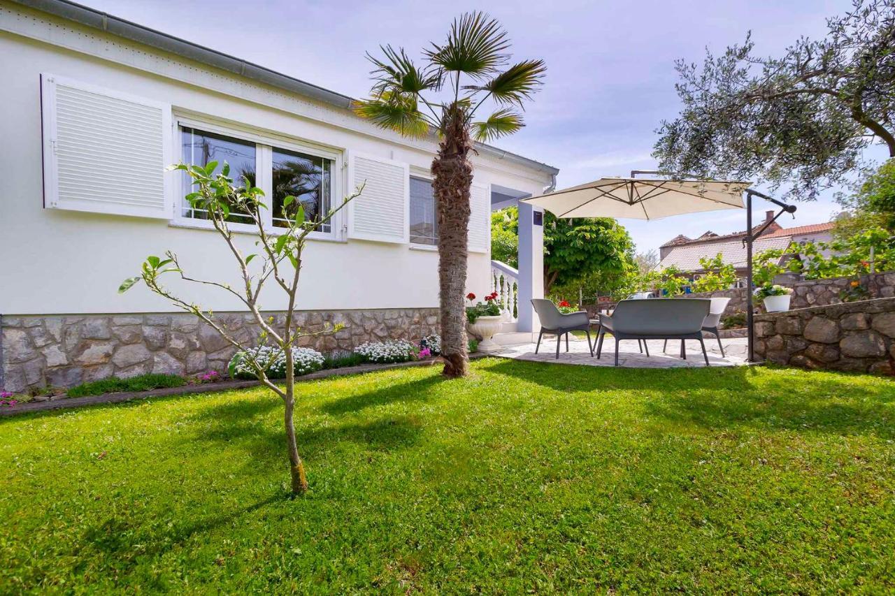 Apartments In Silo/Insel Krk 13443 Exterior photo